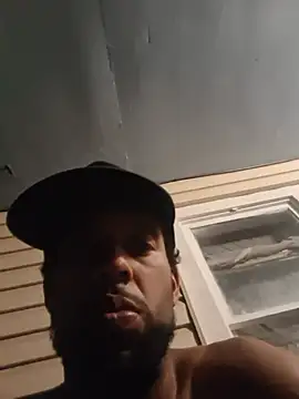 lightskinkiller live room snapshot on Stripchat
