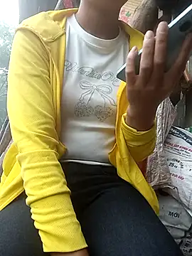 lina-lovebaby снимок онлайн-комнаты на Stripchat