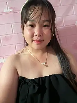 love_pusy09 снимок онлайн-комнаты на Stripchat