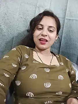 lovely-girl99 captura de la sala en vivo en Stripchat