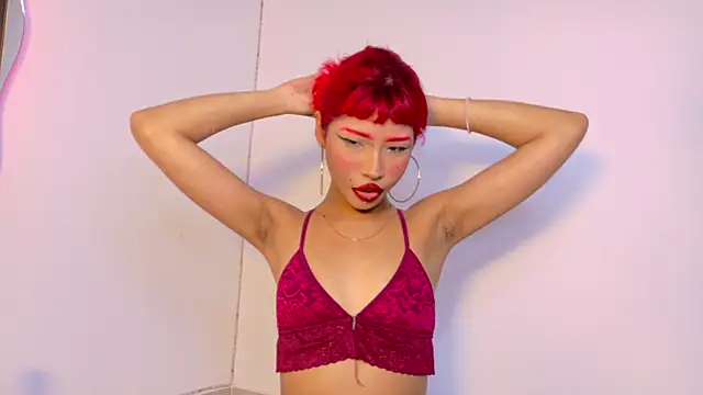 loveubella_ Momentaufnahme des Live-Raums auf Stripchat