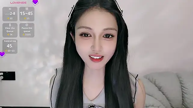 lulu-789 live room snapshot on Stripchat