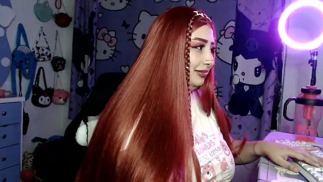 lussyevans24 momentopname van live room op Stripchat