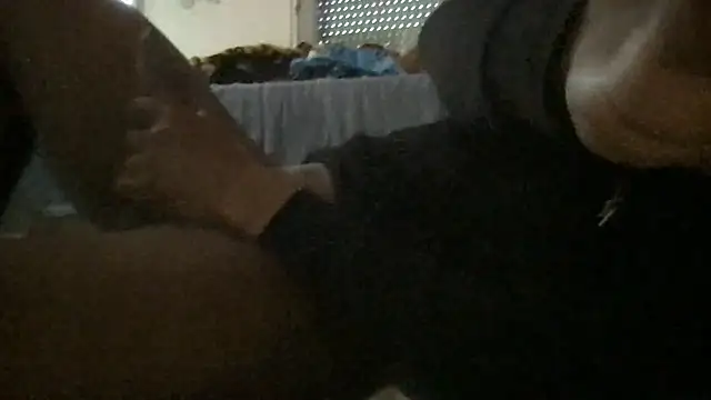 luvcuni69 live room snapshot on Stripchat