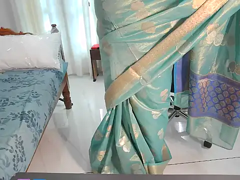 mallu-mayakutty-tamil Momentaufnahme des Live-Raums auf Stripchat