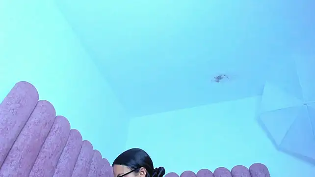 manuela03_ momentopname van live room op Stripchat