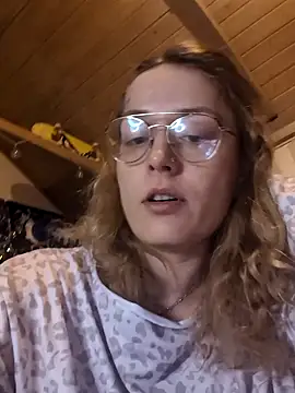 marijacucu Momentaufnahme des Live-Raums auf Stripchat