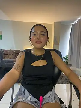 maryale01 Momentaufnahme des Live-Raums auf Stripchat