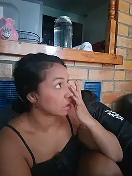 mell0102 Momentaufnahme des Live-Raums auf Stripchat