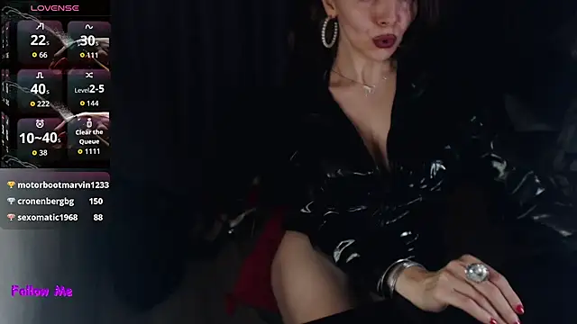 mia-joy снимок онлайн-комнаты на Stripchat