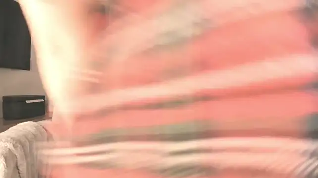 mia_lui Momentaufnahme des Live-Raums auf Stripchat