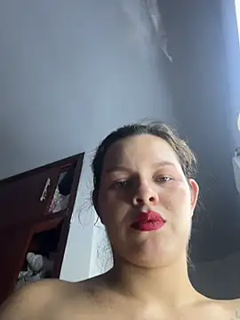 miacarrot live room snapshot on Stripchat