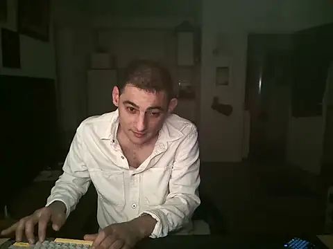 mihaimichael Momentaufnahme des Live-Raums auf Stripchat
