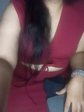 mishika05 Momentaufnahme des Live-Raums auf Stripchat