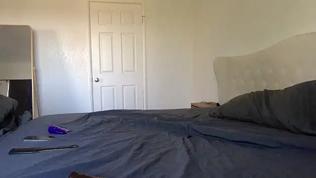misscatxo live room snapshot on Stripchat