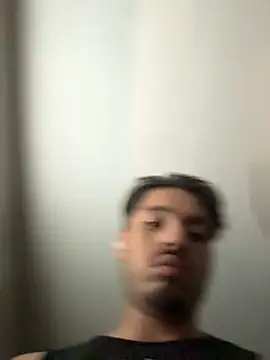 mrredcorn live room snapshot on Stripchat