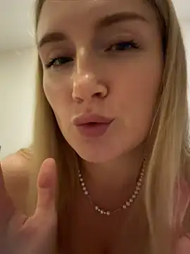 olliebells Momentaufnahme des Live-Raums auf Stripchat