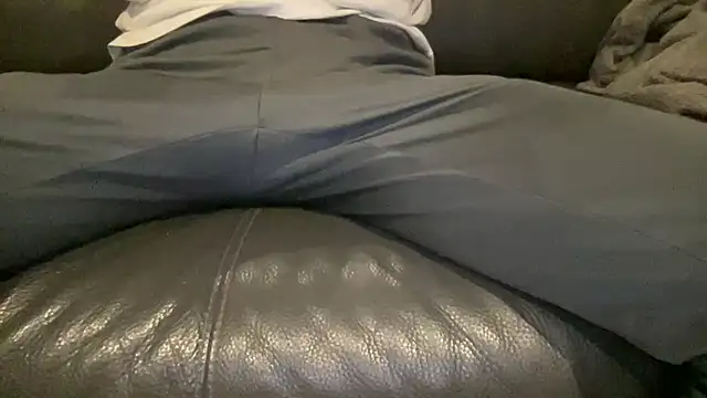 peterpapiNL live room snapshot on Stripchat