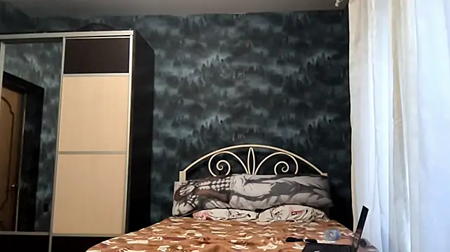 prettiest_bella Momentaufnahme des Live-Raums auf Stripchat