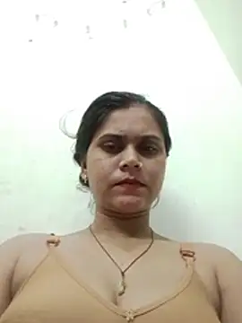 pussygirlheena momentopname van live room op Stripchat