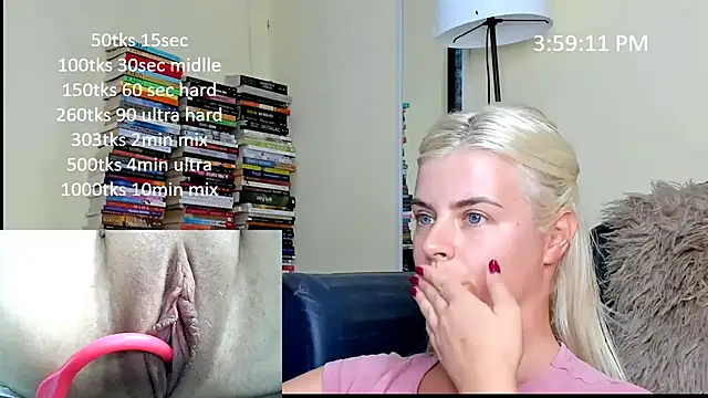 queenofthenighttt Momentaufnahme des Live-Raums auf Stripchat