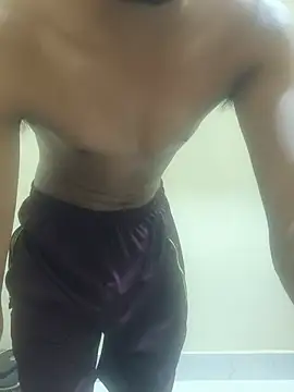 raju32 Momentaufnahme des Live-Raums auf Stripchat