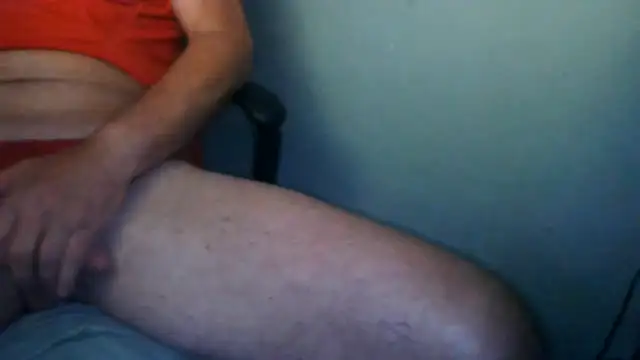ralf6644 снимок онлайн-комнаты на Stripchat