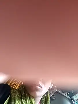 rukminijaanu89 captura de la sala en vivo en Stripchat