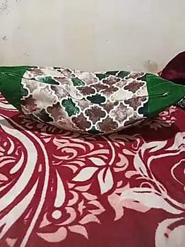salwalona live room snapshot on Stripchat
