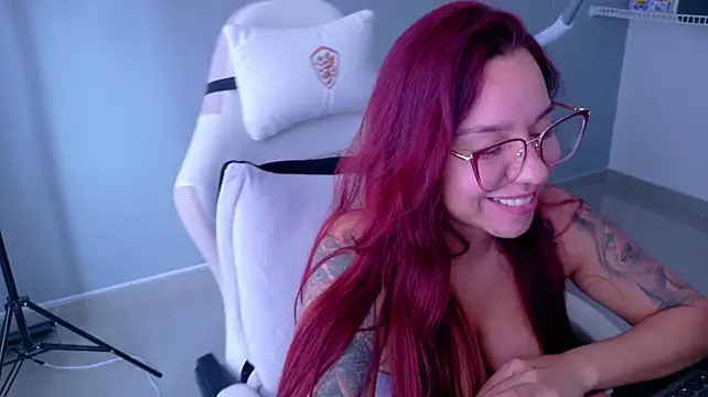 samantha_tattu captura da sala ao vivo na Stripchat