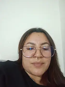 samm_curvy Momentaufnahme des Live-Raums auf Stripchat