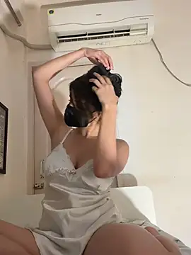 sarakashmir5 momentopname van live room op Stripchat