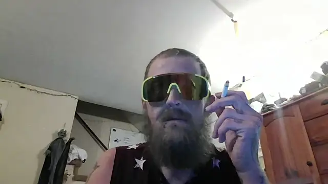 sexman-69696 live room snapshot on Stripchat
