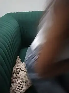 sexy_browniee Momentaufnahme des Live-Raums auf Stripchat