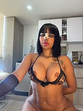 shalimar_ live room snapshot on Stripchat