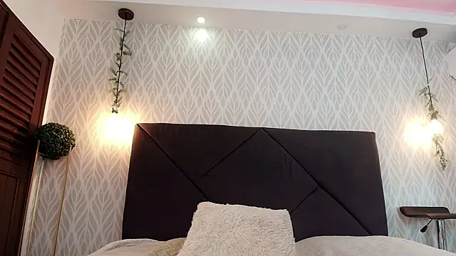 sofia_lapeira momentopname van live room op Stripchat