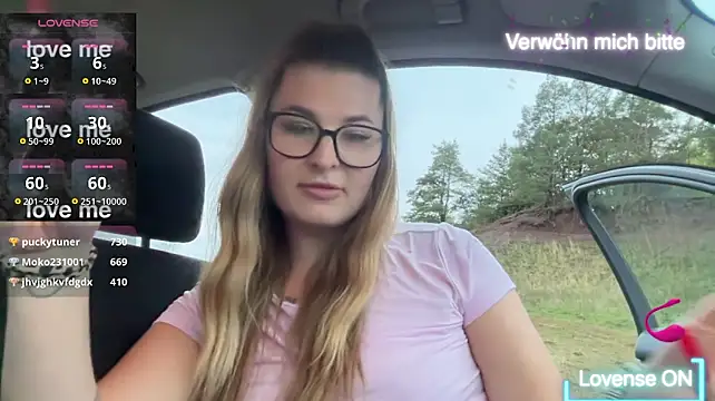 sophianoir_ Momentaufnahme des Live-Raums auf Stripchat