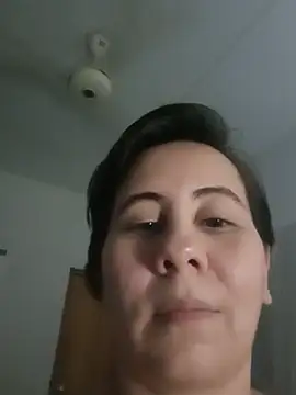sophie_tyler1 captura da sala ao vivo na Stripchat
