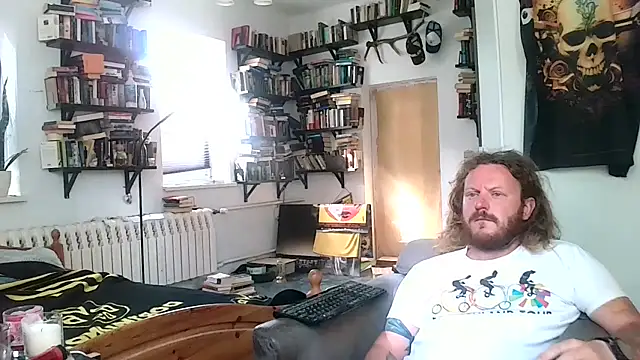 sunr1sa captura de la sala en vivo en Stripchat