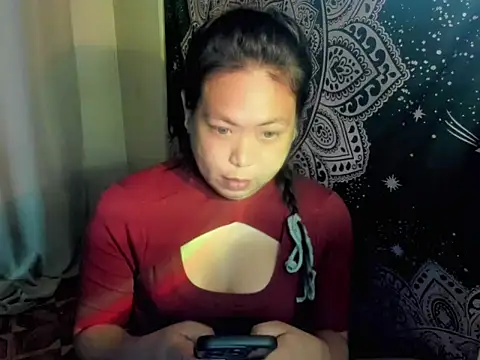 sweet_jaii live room snapshot on Stripchat