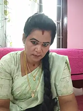tamilaruvi captura de la sala en vivo en Stripchat