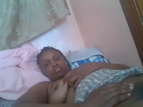 tewaka20 Momentaufnahme des Live-Raums auf Stripchat