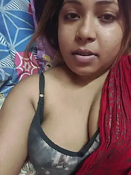 tiyamoon captura de la sala en vivo en Stripchat