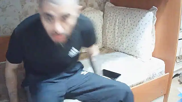 topmodellive live room snapshot on Stripchat