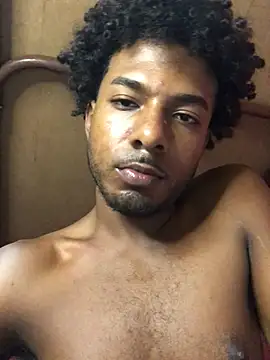 tumoreno65 снимок онлайн-комнаты на Stripchat