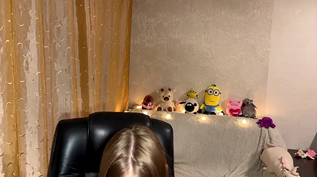 urcutiebunnyy Momentaufnahme des Live-Raums auf Stripchat
