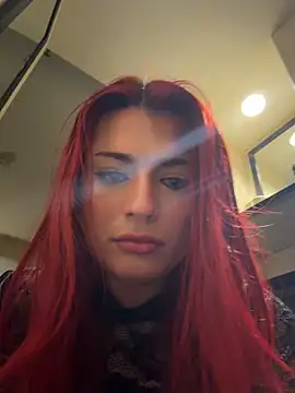 urhellbrielle live room snapshot on Stripchat