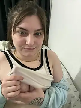 valemccitaoff Momentaufnahme des Live-Raums auf Stripchat