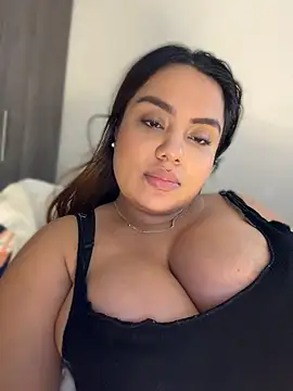 valeria2019hot live room snapshot on Stripchat