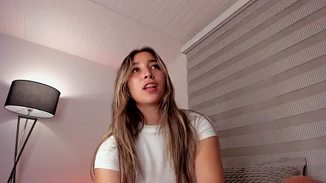 vico_sweety Momentaufnahme des Live-Raums auf Stripchat